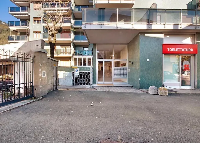 House Of Roses Con Vista Duomo בית נופש