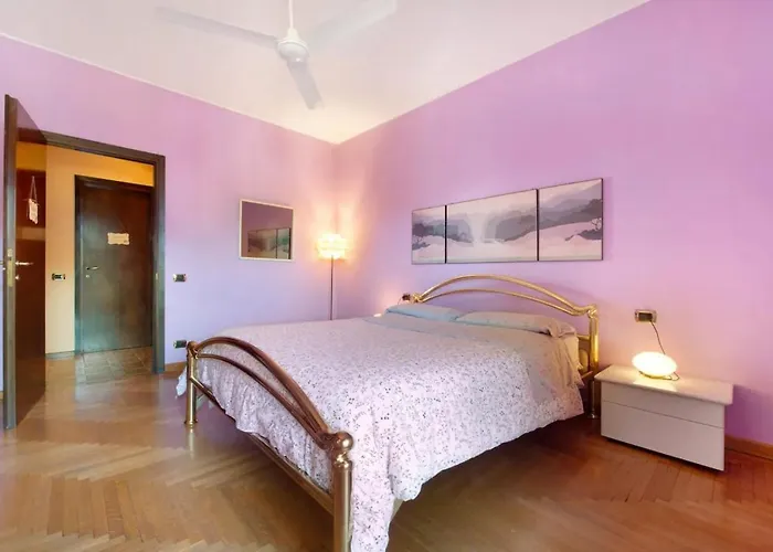 House Of Roses Con Vista Duomo * קומו