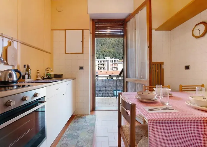 House Of Roses Con Vista Duomo